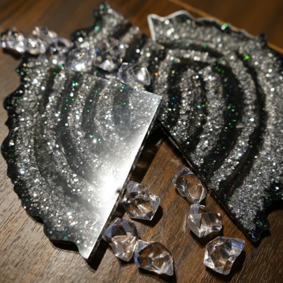 Silver& black glitter - Resin Coasters - Set of 4 - Picture 4 of 7